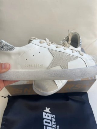 Golden Goose Superstar Sneakers Blancas y Plateada
