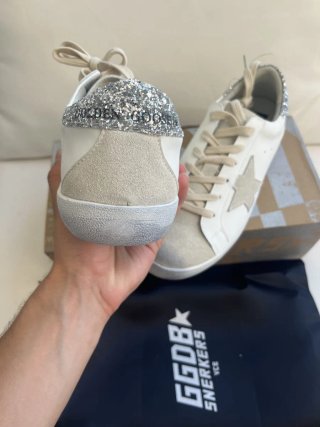 Golden Goose Superstar Sneakers Blancas y Plateada