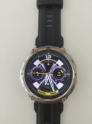 Reloj Kospet Tank T4 y tres correas