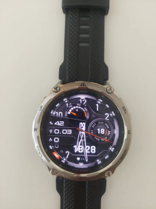 Reloj Kospet Tank T4 y tres correas