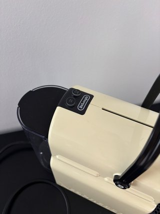 Cafetera Nespresso De'Longhi Inissia Beige/Crema