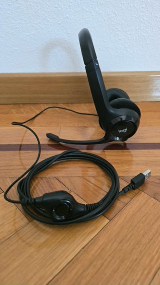 Logitech H390 Auriculares con Micrófono