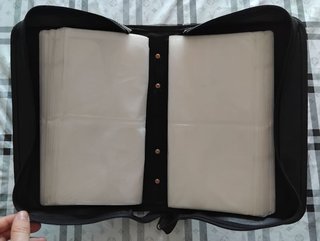 4 Estuches para CD o DVD