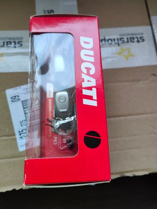 Modellino Ducati Supersport 900 Maisto 1:18