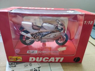 Modellino Ducati Supersport 900 Maisto 1:18