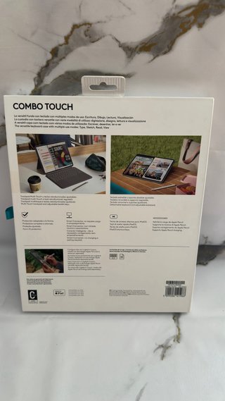 Logitech Combo Touch para iPad Air 13”