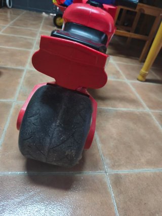 Moto infantil azul y roja