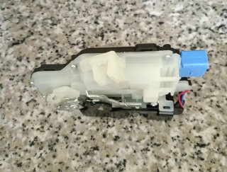 Cerradura Puerta Delantera Izquierda VW