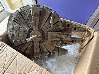 Lego MOOC Halcón Milenario Star Wars con soporte