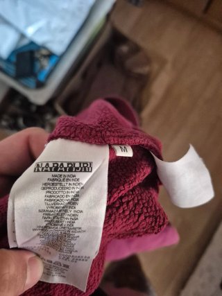 Sudadera Napapijri con capucha Talla M