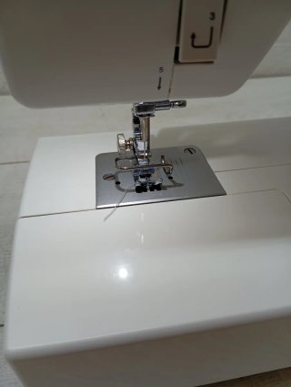 Máquina de Coser Singer 1408 Mecánica