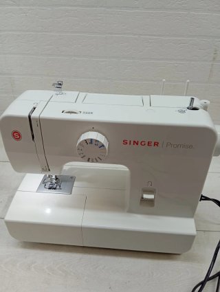 Máquina de Coser Singer 1408 Mecánica