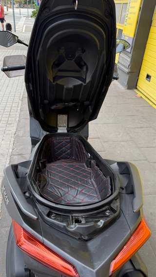 Yamaha XMAX 300