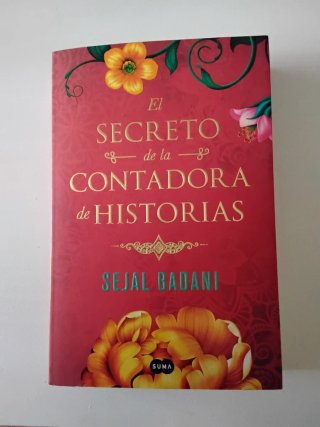 El secreto de la contadora de historias / The S...