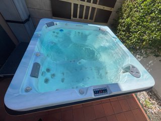 Spa Jacuzzi 6 Personas Azul/Blanco