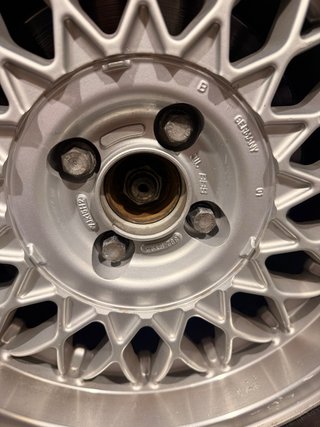 Llantas BBS 15 pulgadas con neumáticos nuevos