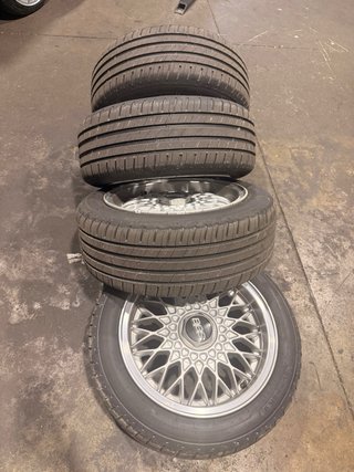 Llantas BBS 15 pulgadas con neumáticos nuevos