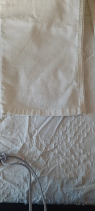 Pantalón blanco de mujer