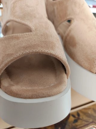 Sandalias Beig Talla 40