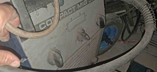 Maquina soldar de hilo continuo Compact MIG 381.