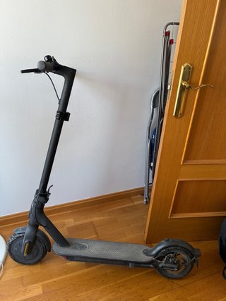 Patinete Xiaomi Essential Negro
