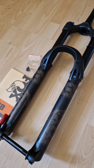 🆕️Fox 38 180mm Performance