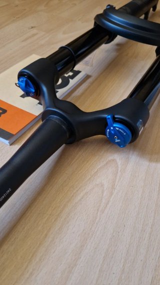 🆕️Fox 38 180mm Performance