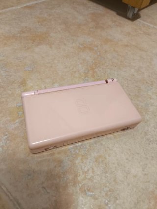 Nintendo DS Lite rosa con caja y cargador (leer)