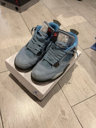 Jordan 4 University Blue