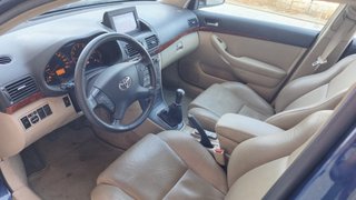 Toyota Avensis 2004