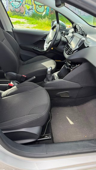 Peugeot 208 5p Allure 1.2 2016