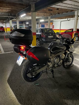 Yamaha Fazer FZ6 Naked Negra