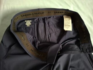 UNDER ARMOUR pantalón azul corto Talla L 42,