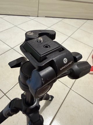 Treppiede Vanguard Espod plus 203AP