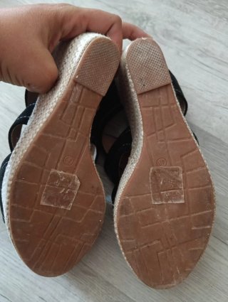 Cuñas negras T40