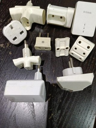 Adaptadores y ladrones eléctricos