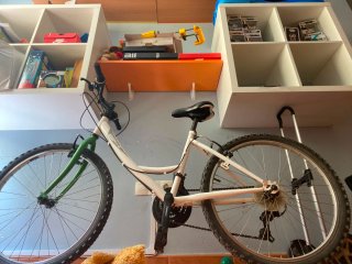 Bicicleta Montaña Blanca y Verde