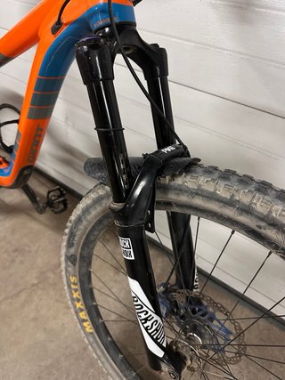 Bicicleta Giant Reign Enduro