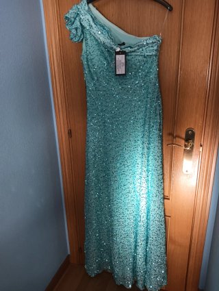 Vestido de fiesta largo con lentejuelas