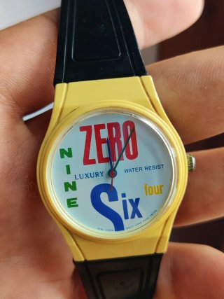Orologio vintage giallo ZERO SIX meccanico