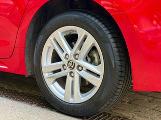 Toyota Corolla 1.8 125H BUSINESS E-CVT TOU SPORT
