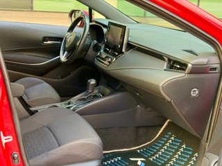 Toyota Corolla 1.8 125H BUSINESS E-CVT TOU SPORT