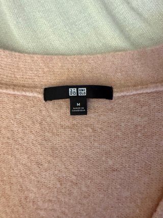 Cárdigan Uniqlo Rosa