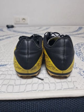 Botas de fútbol Adidas talla 33