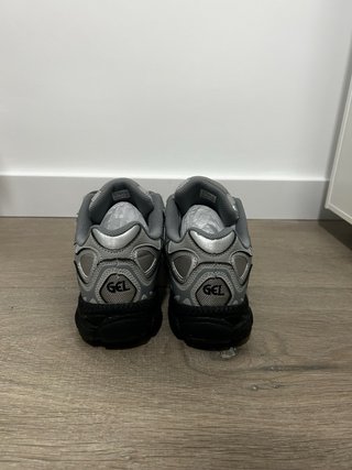 Asics Gel NYC Gris Plata