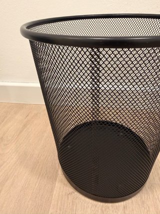 4 Papeleras Metálicas Negras para Oficina