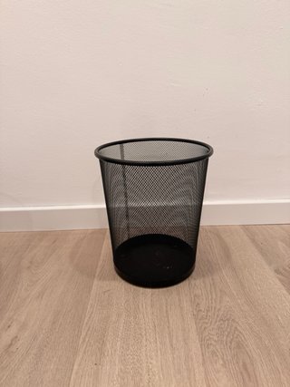 4 Papeleras Metálicas Negras para Oficina