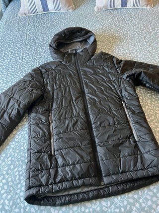 Cazadora acolchada gris oscuro hombre