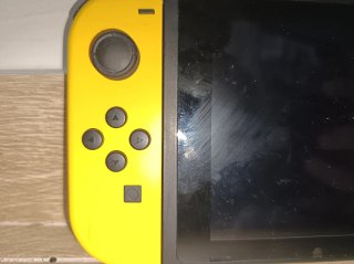 Nintendo Switch Edición Fortnite Azul y Amarillo