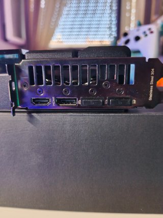 Gráfica Asus RX 7800 XT 16GB